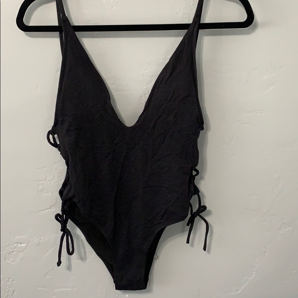 One piece bathing suit